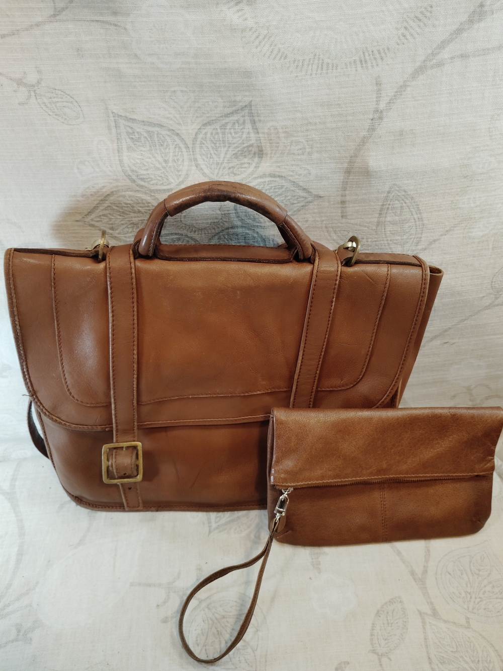Genuine Leather Messenger/Crossbody Bag in Brown with  Pouch/Wristlet Clutch